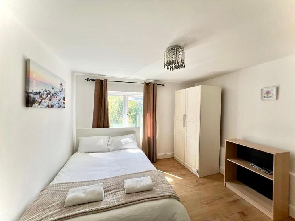 Canary Wharf Holiday Rooms London Exterior photo